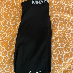 Nike pro leggings